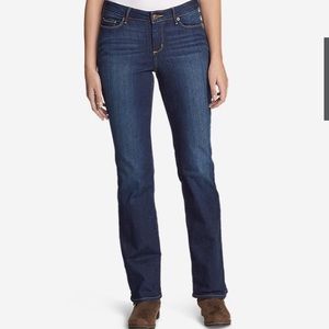 Eddie Bauer Boot Cut Jeans 6 Sightly Curvy